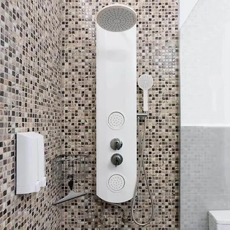 Manuda Luxury קלטה דה פוסטה